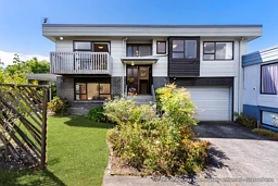 2/9 Ceramco Place, Torbay