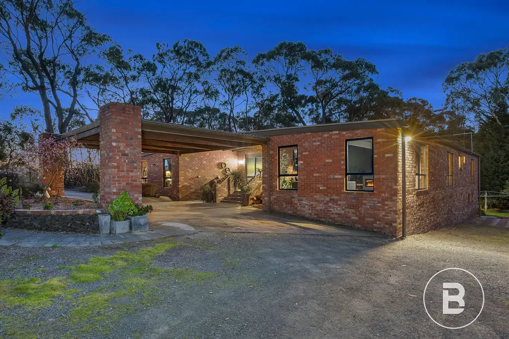 Invermay 4ਬੈੱਡਰੂਮ STYLISH FAMILY HOME IN SOUGHT AFTER INVERMAY LOCATION