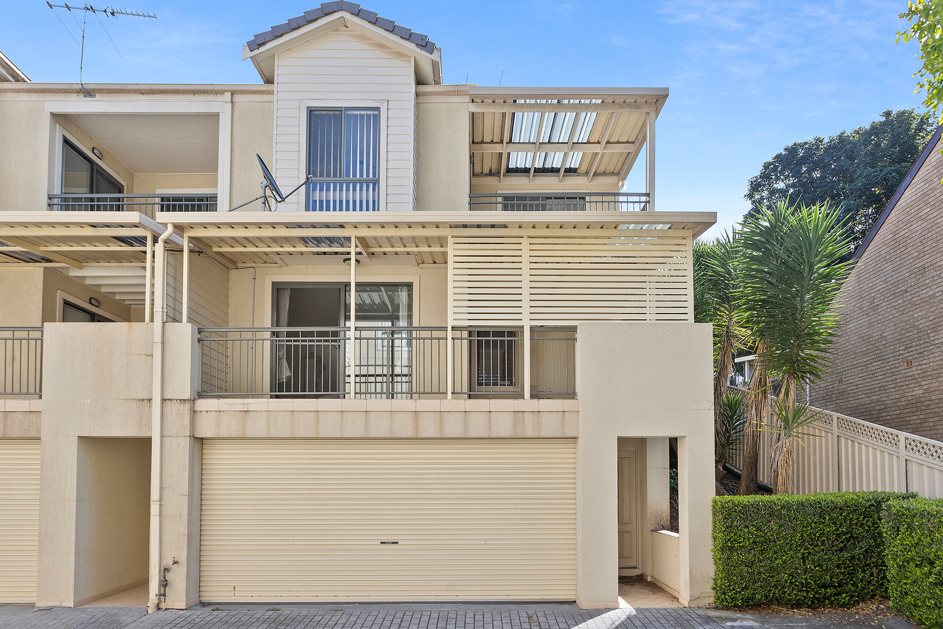 UNIT 5 21A WOODLAWN AV, MANGERTON NSW 2500, 0 રૂમ, 0 બાથરૂમ, Townhouse