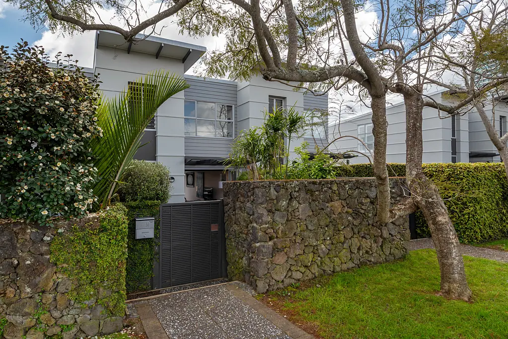 6/31 Byron Avenue, Takapuna, North Shore City, Auckland