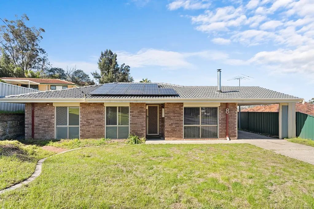 Orelia 3ਬੈੱਡਰੂਮ CHARMING HOME ON A BIG BLOCK WITH SIDE ACCESS AND LARGE WORKSHOP!