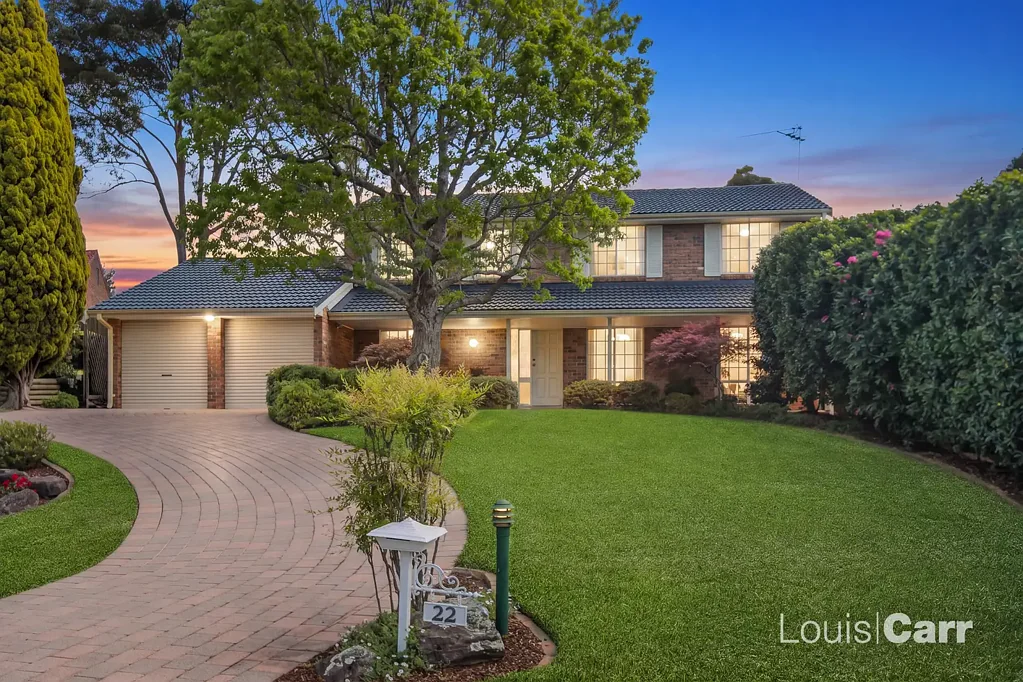 Cherrybrook 4Kwarto Timeless Family Elegance in a Prized Cul-de-Sac Setting