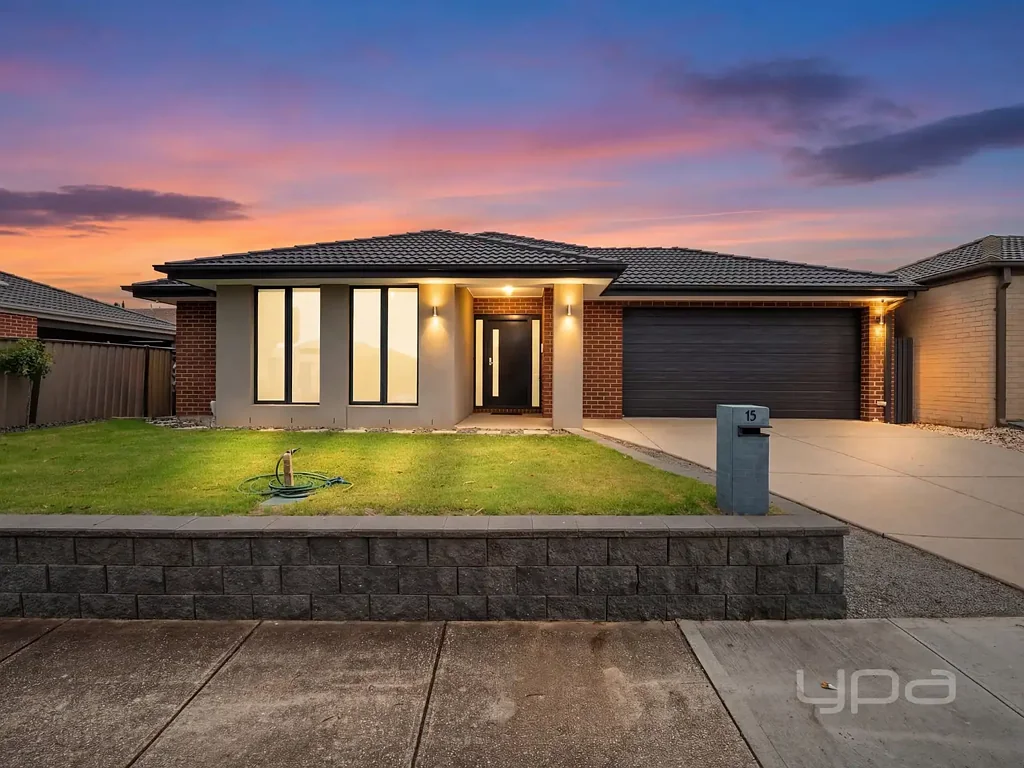 15 Faircroft Drive, Brookfield, VIC 3338