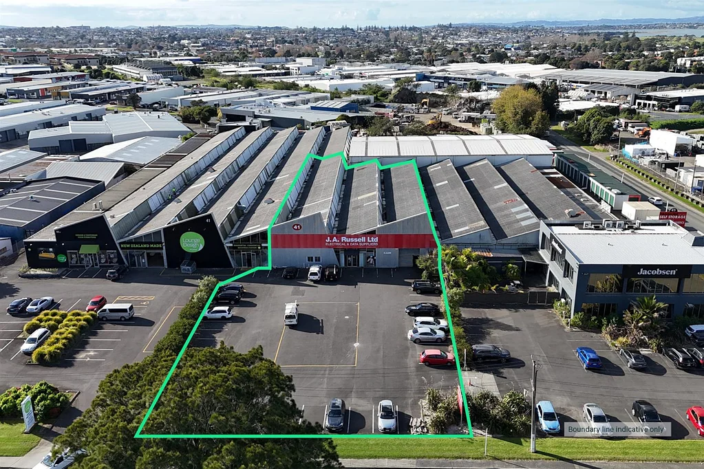 Saint Johns 1,471sqm on Morrin Rd - Ideal for Trade Retail