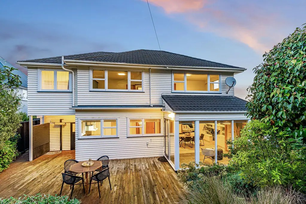 8 Jalna Avenue, Khandallah, Wellington