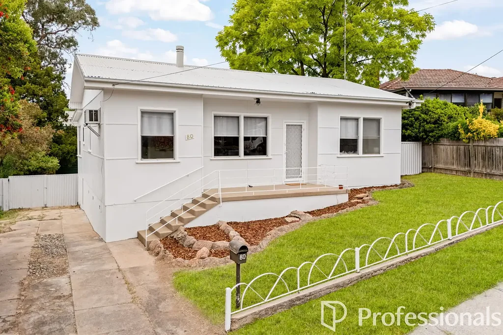 80 Esrom Street, West Bathurst, NSW 2795