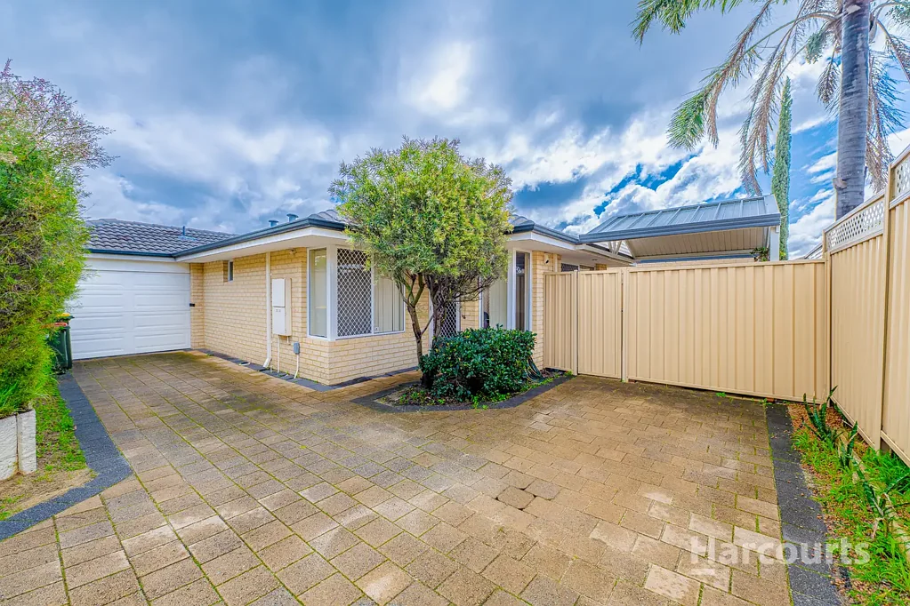 17c Robertsbridge Road, Nollamara, WA 6061