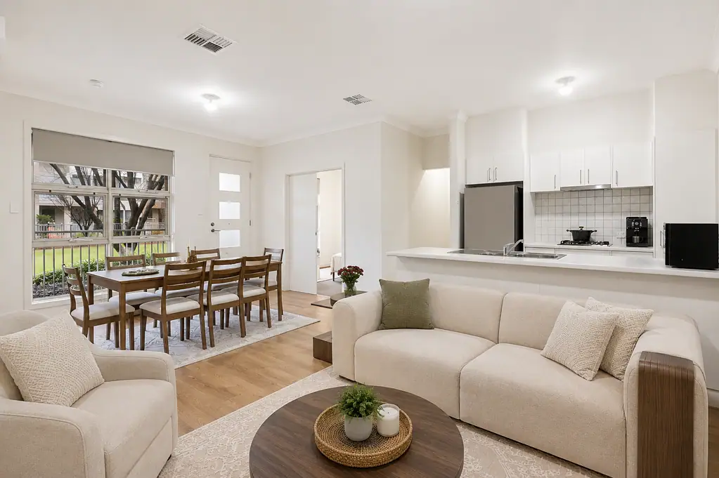 Kidman Park 4房  Spacious Modern Family Living with Reserve Views