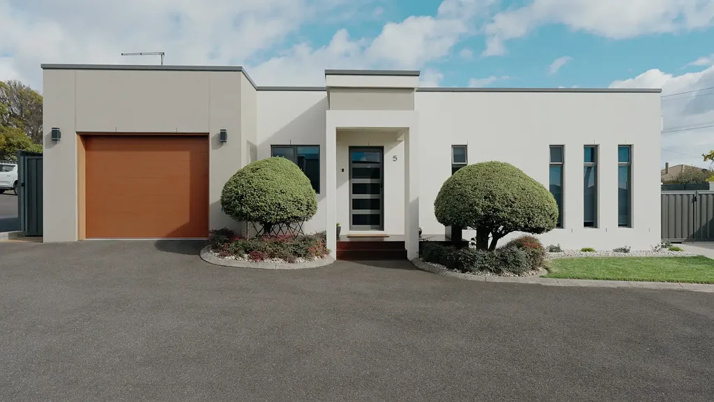 5/237 Steele Street, Devonport, TAS 7310