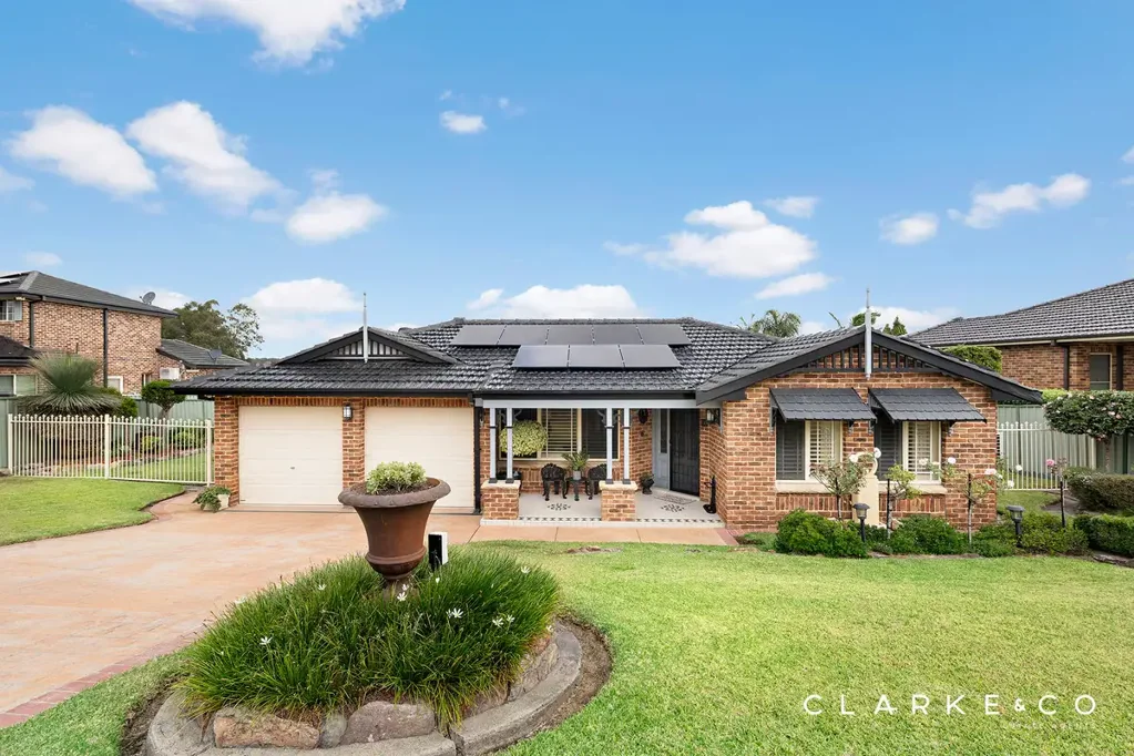 Ashtonfield 4房  A COMPLETE FAMILY PACKAGE IN A PRIME LOCATION!