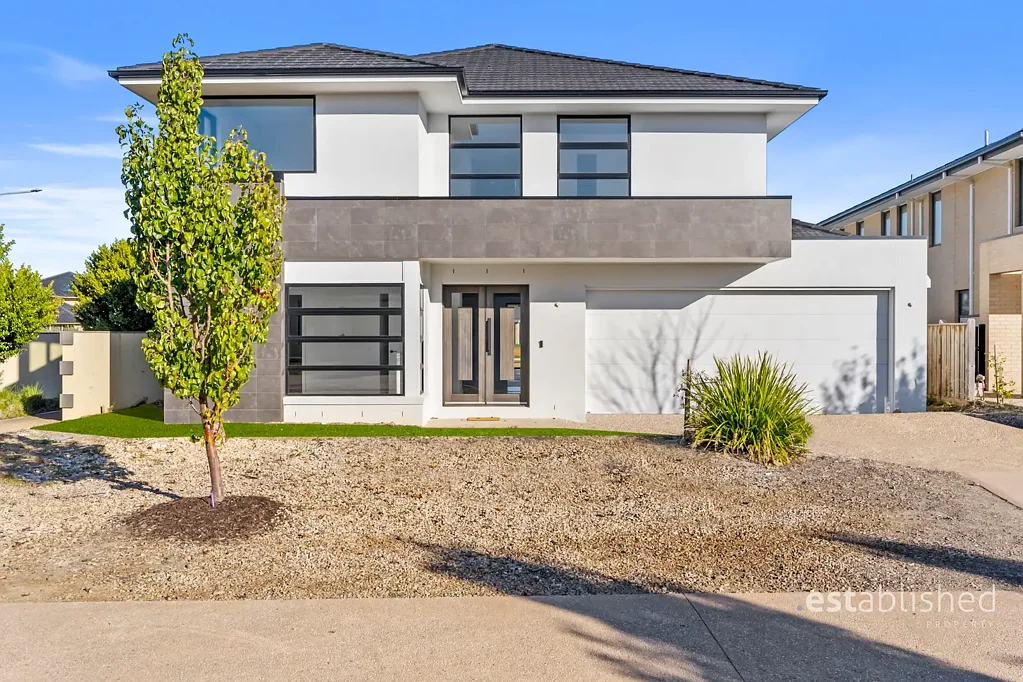 3 Rhode Island Close, Point Cook, VIC 3030