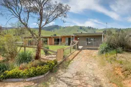 26 Old Jarvis Creek Road, Old Tallangatta