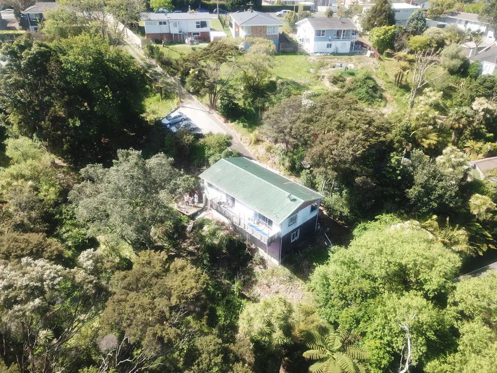 Hillcrest 5chambre All Offers Considered - Vendor Wants It Sold!