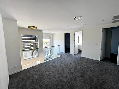 Spacious 5-Bedroom Home in New Lynn