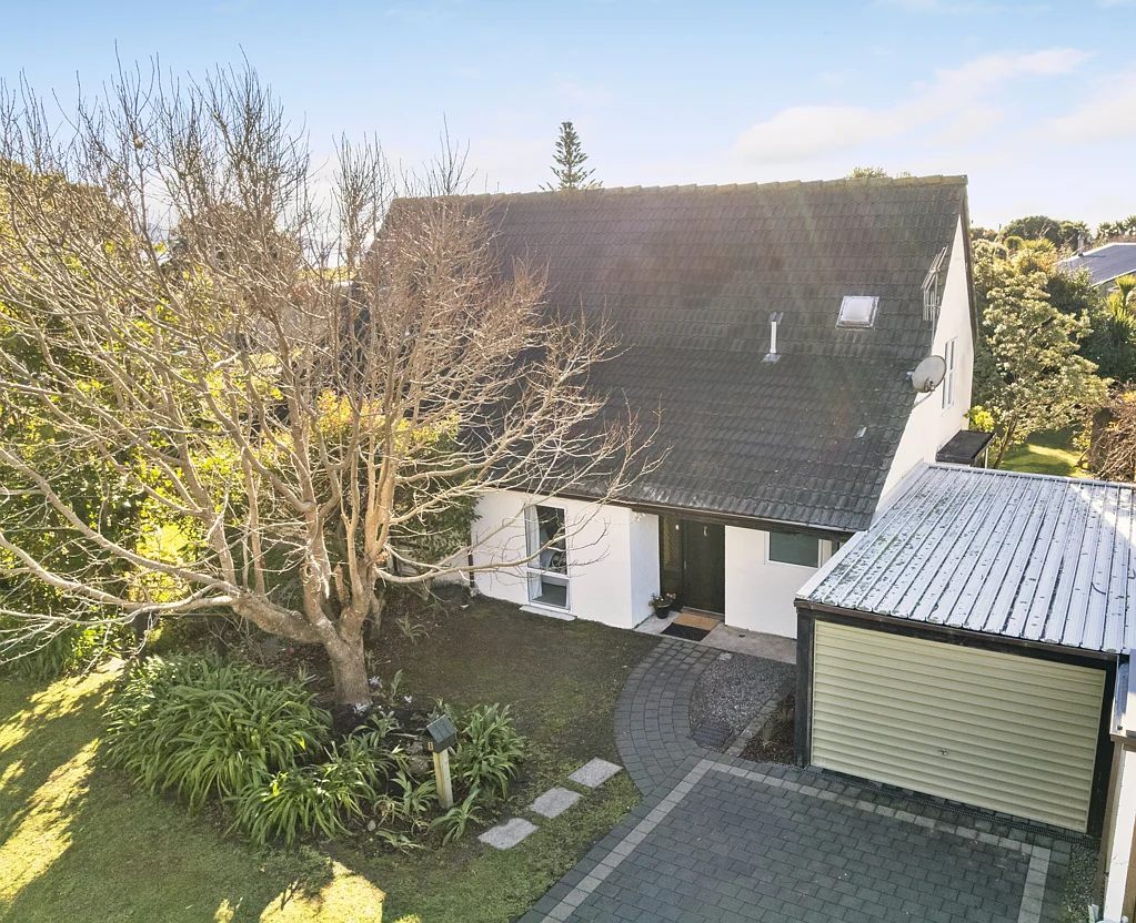 Paraparaumu Beach 3 Bedroom Seriously, What More Could You Want?