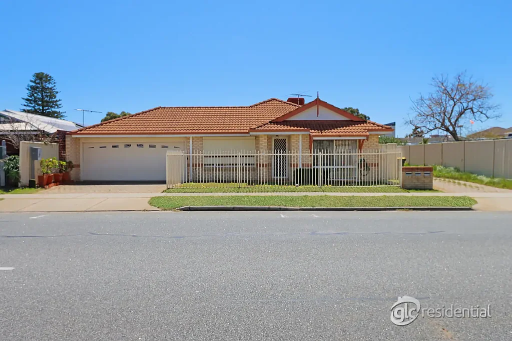 1/116 Parkin Street, Rockingham, WA 6168