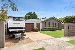 14 Rochester Road, Somerville