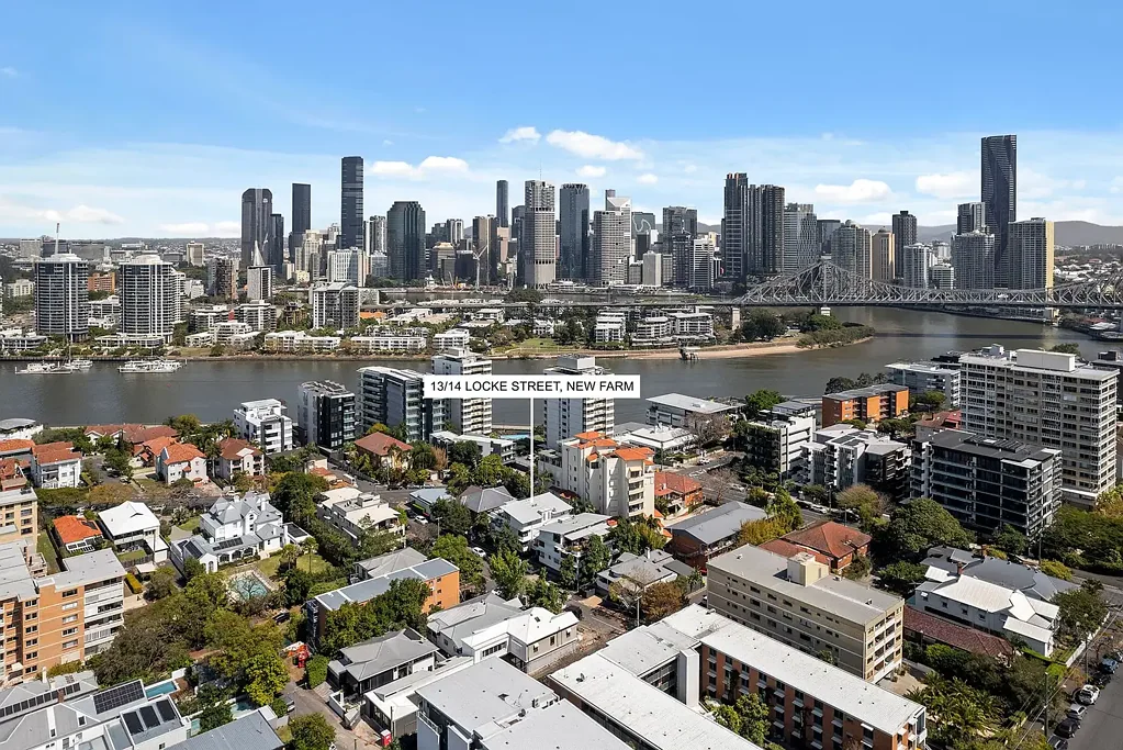 New Farm 3部屋 Rarely Offered Designer Penthouse in Boutique New Farm Address