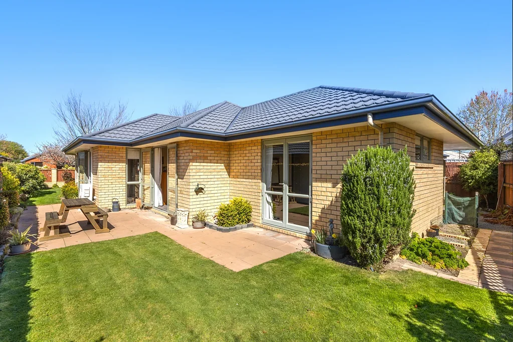 Harewood 3Kwarto Fantastic Location - Burnside High Zoned