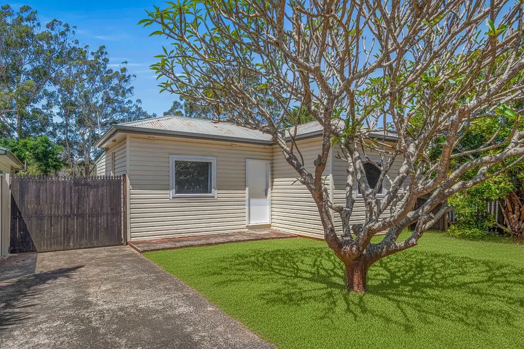 22 Trafalgar Avenue, Woy Woy, NSW 2256