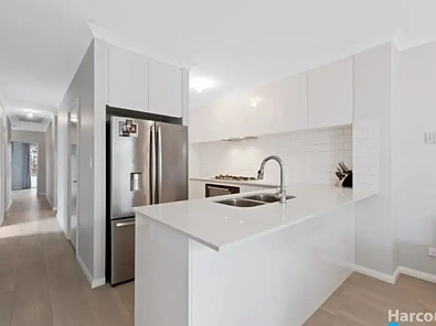 Eglinton 3 Bedroom Coastal Comfort. Contemporary Style.