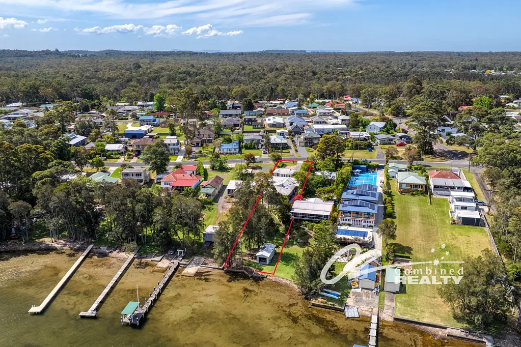 Basin View 4ਬੈੱਡਰੂਮ WATERFRONT LIVING - OWNER SAYS SELL!