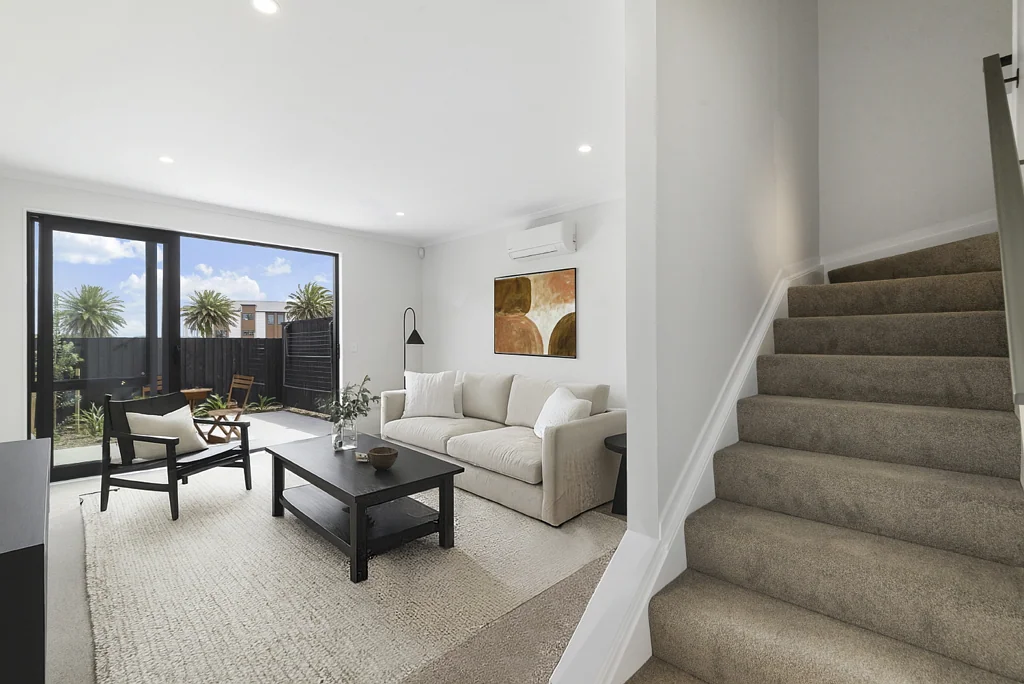 Hobsonville 3房  End Terrace Living with Sun, Space and Style