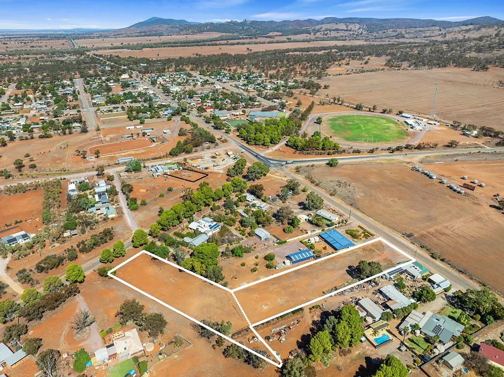 Wilmington 7499m² Property in Wilmington - Two Titles with Future Potential!