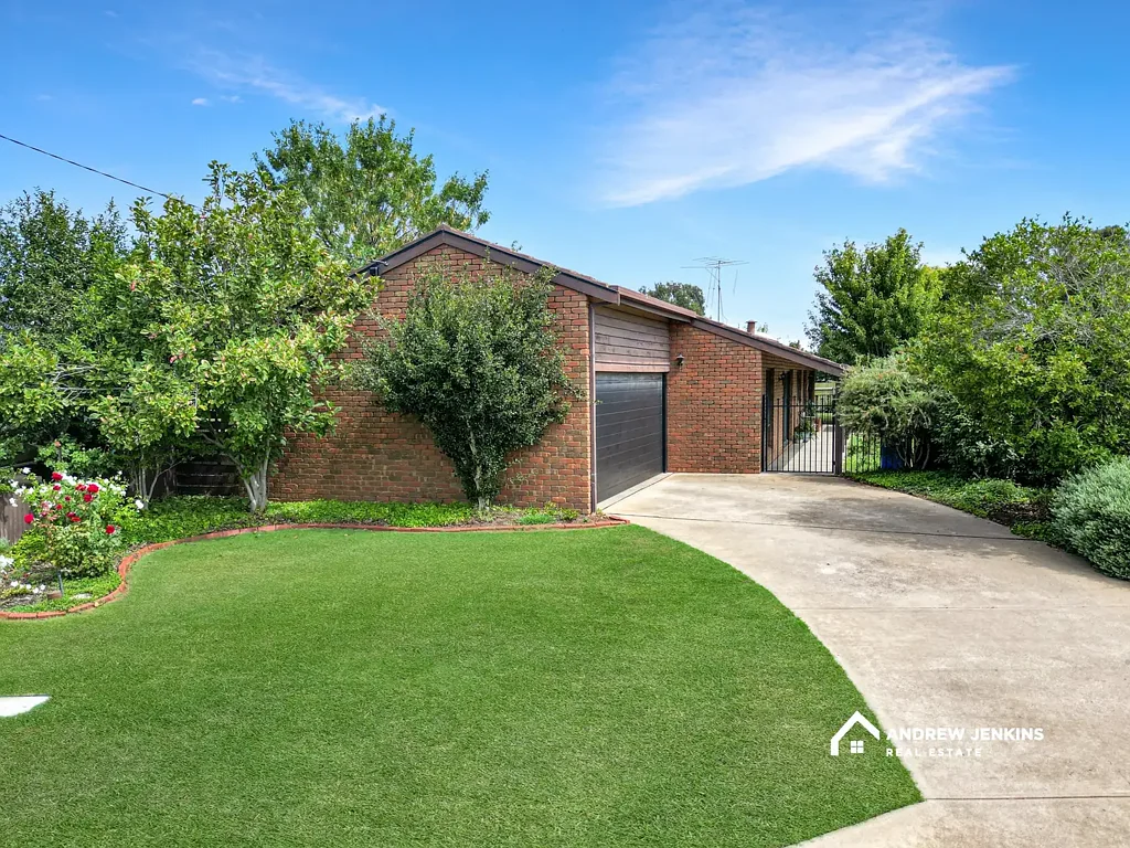 Spacious & Practical Living in the Heart of Cobram
