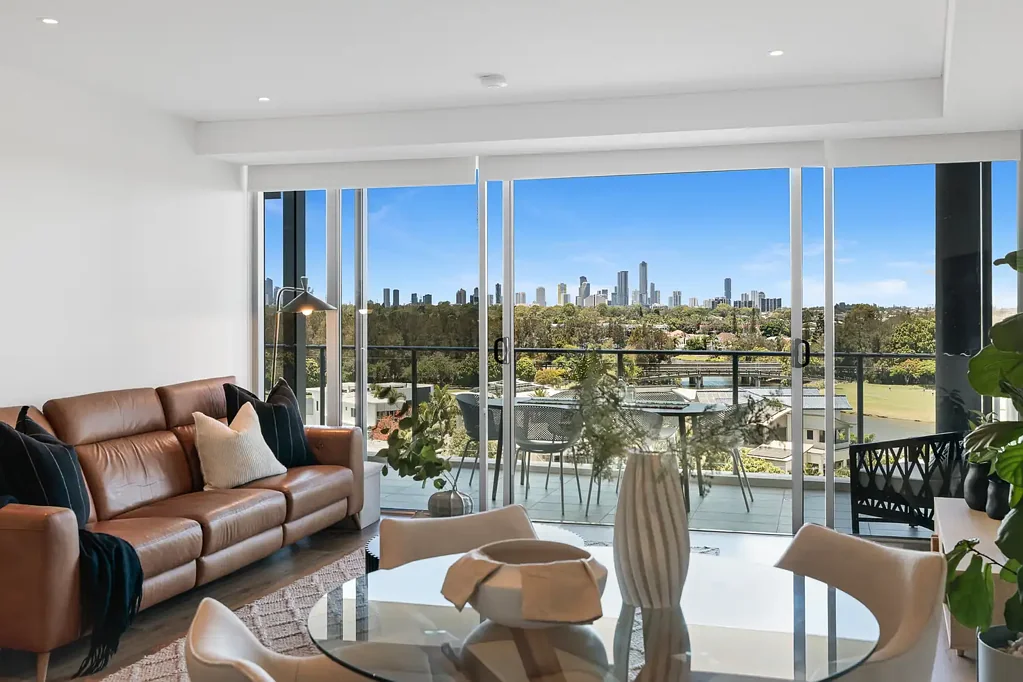 Merrimac 3ਬੈੱਡਰੂਮ High Floor Apartment with City Views and a Marina