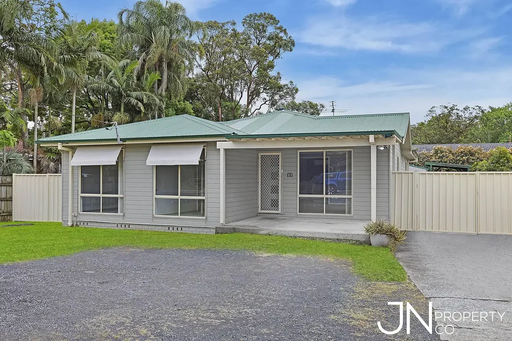 27 Moala Parade, Charmhaven, NSW 2263