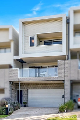 43 Valley Park Boulevard, Westmeadows