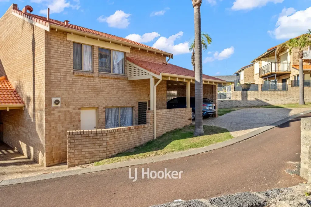 Prime Location to Enjoy Summer - 6 Month or 12 Month Lease
