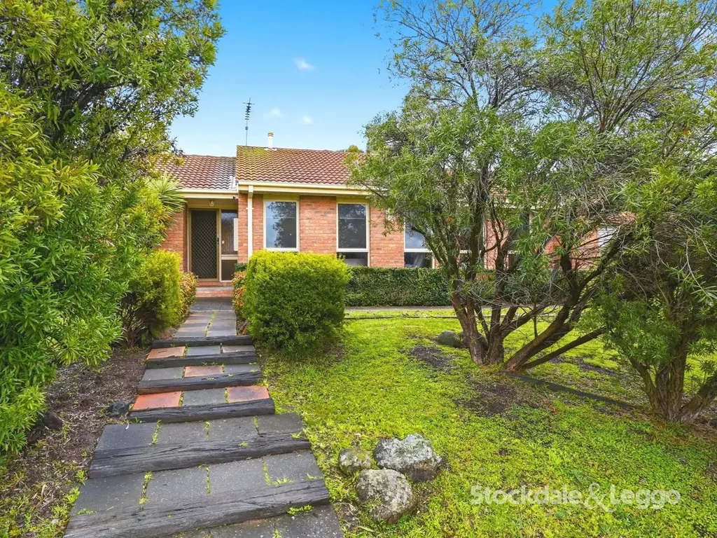 Darley 3 Slaapkamer 3 Bedroom Family Home on a Generous Corner Block in Darley