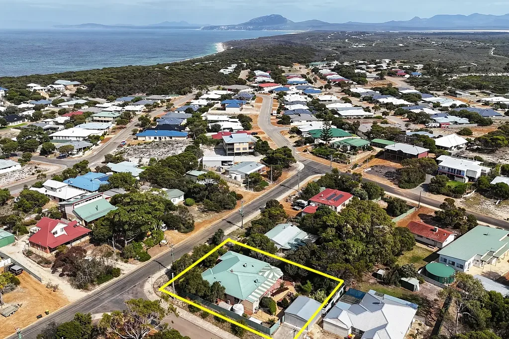 28 Raglan Street, Hopetoun, WA 6348