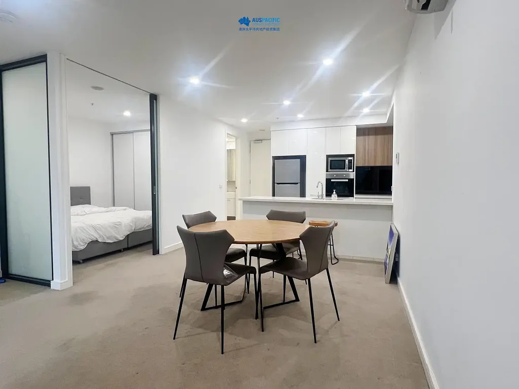 Modern two bedroom Apartment Ready to Move in Now!