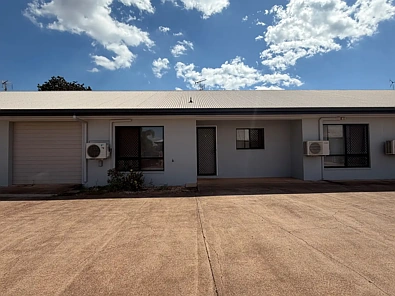 Unit 2/4 Caddy Close, Rocky Point, QLD 4874, 3 Bedrooms, 2 Bathrooms, Unit