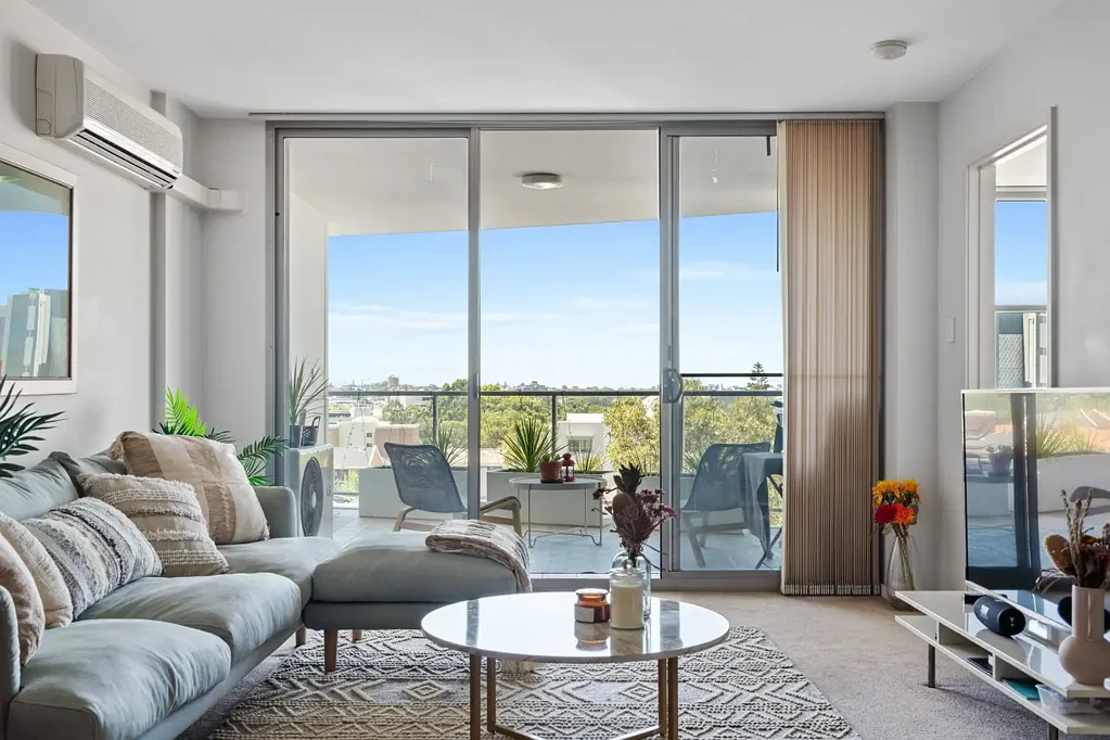 East Perth 2 Bedroom Modern Comfort Meets City Living - Discover Your Dream Home