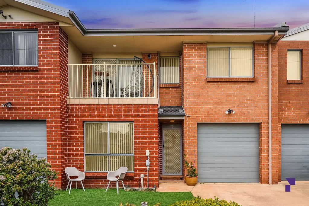 2/30 Chiswick Road, Greenacre, NSW 2190