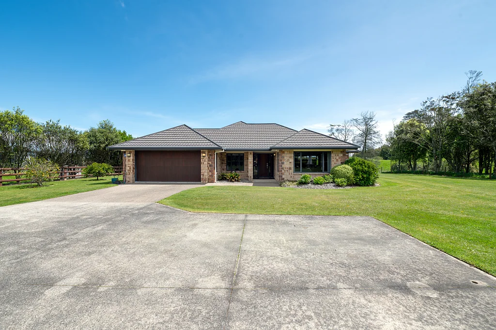 Hamurana 4कमरा Brick and Tile Means Time for Lifestyle!