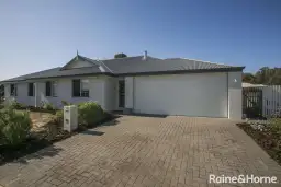 28 Kyarra Crescent, Helena Valley