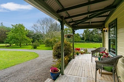 347 Kuku East Road, Levin