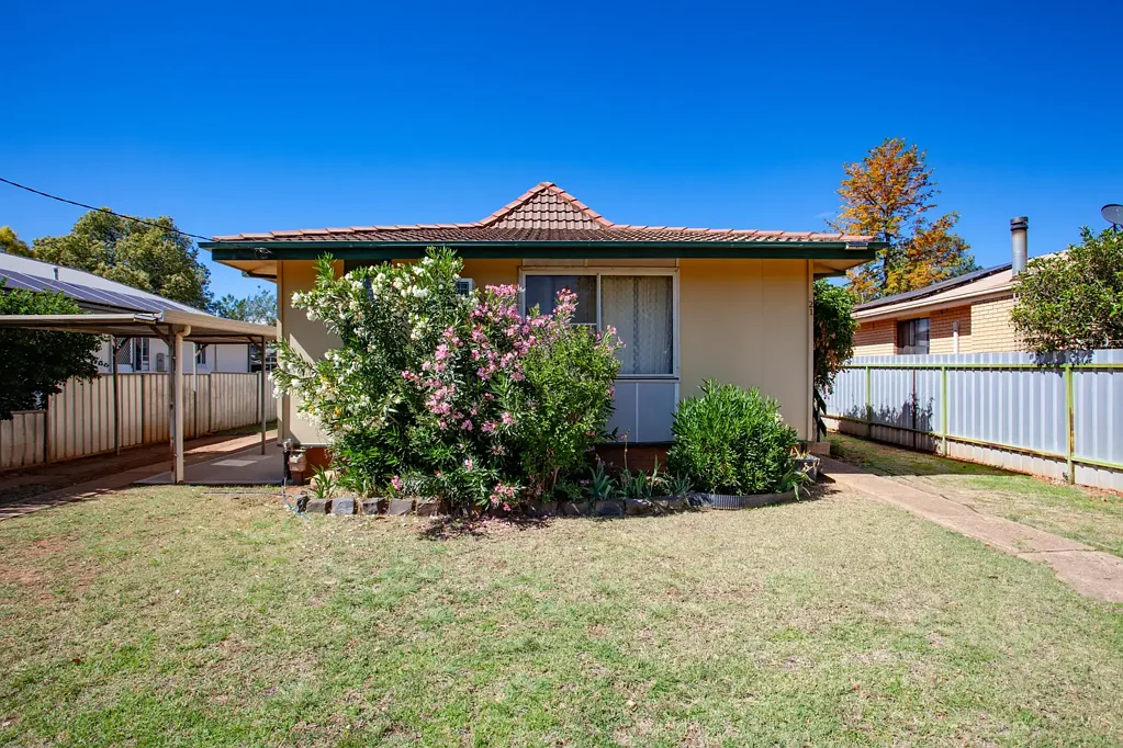 21 Reid St, Wellington, NSW 2820