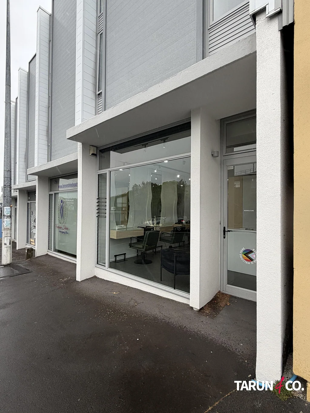 Mount Eden Turnkey Salon Space - High Exposure