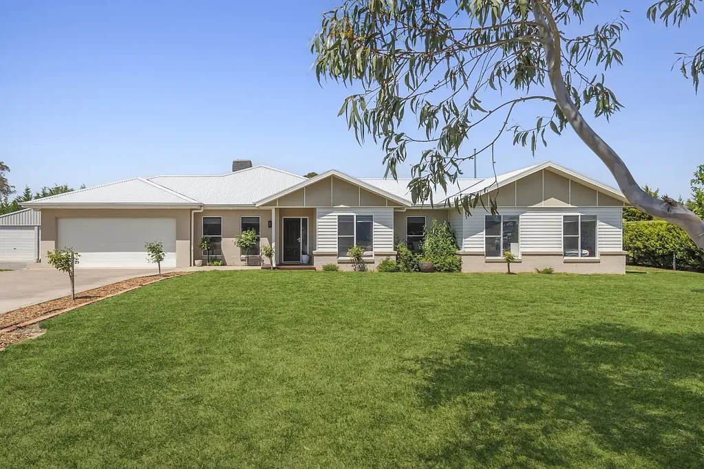 4 Little Cl, Goulburn, NSW 2580