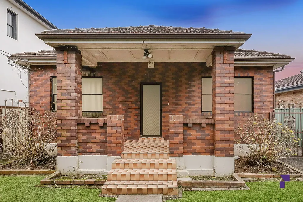 7 Pelman Avenue, Greenacre, NSW 2190