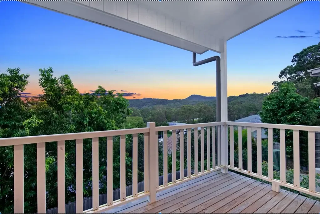 Upper Coomera 3 Bedroom STYLISH, SPACIOUS & LIGHT-FILLED - TILBURY RISE TOWNHOUSE WITH BREATHTAKING VIEWS