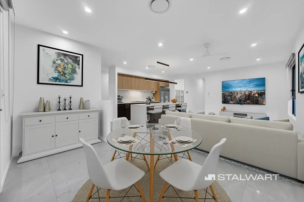 Greenbank 4ห้องนอน Two Master Suites, One Exceptional Home