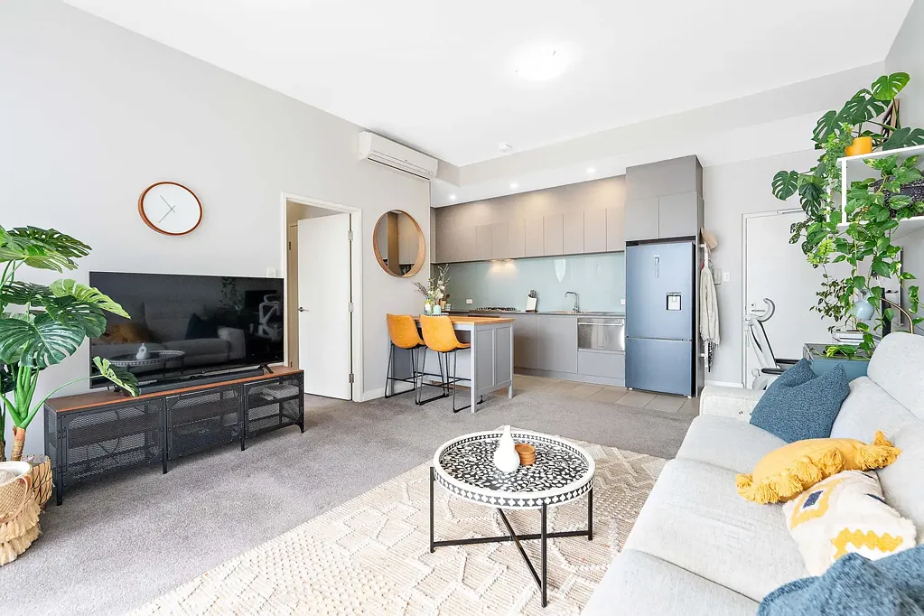 Fully Furnished Apartment by the Coast