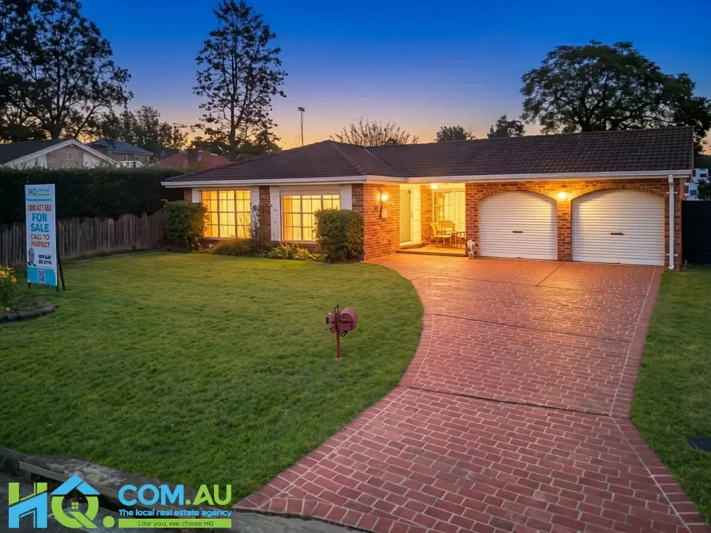 North Richmond 4房 四卧砖木住宅 宁静小巷深处 全年分区空调 现代厨房岛屿 宽敞家庭客厅 主套房带套间 大型全围栏后院 带电棚屋车库 太阳能系统 低账单 管道空调 三相电源 繁盛社区近邻 Family Oasis on 772sqm in a Quiet North Richmond Cul-de-Sac
